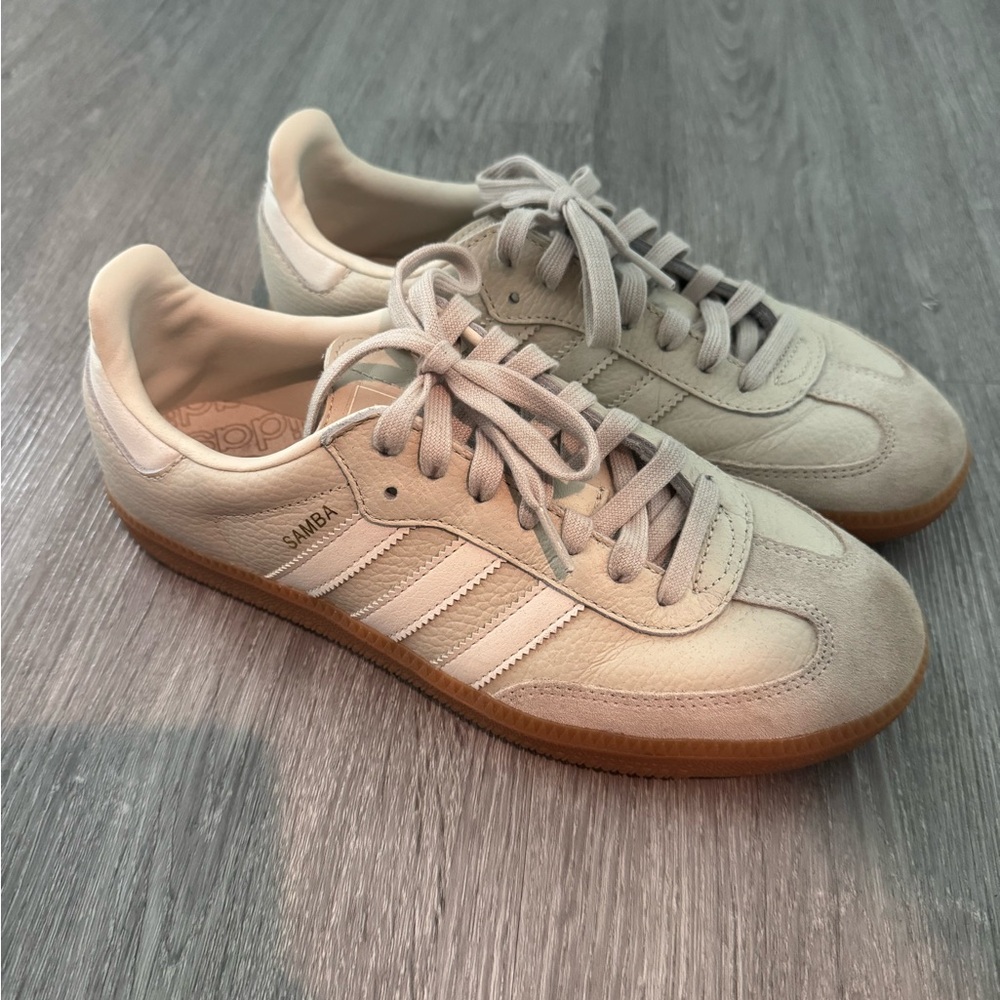 Adidas Samba Shoes in Cream and Brown